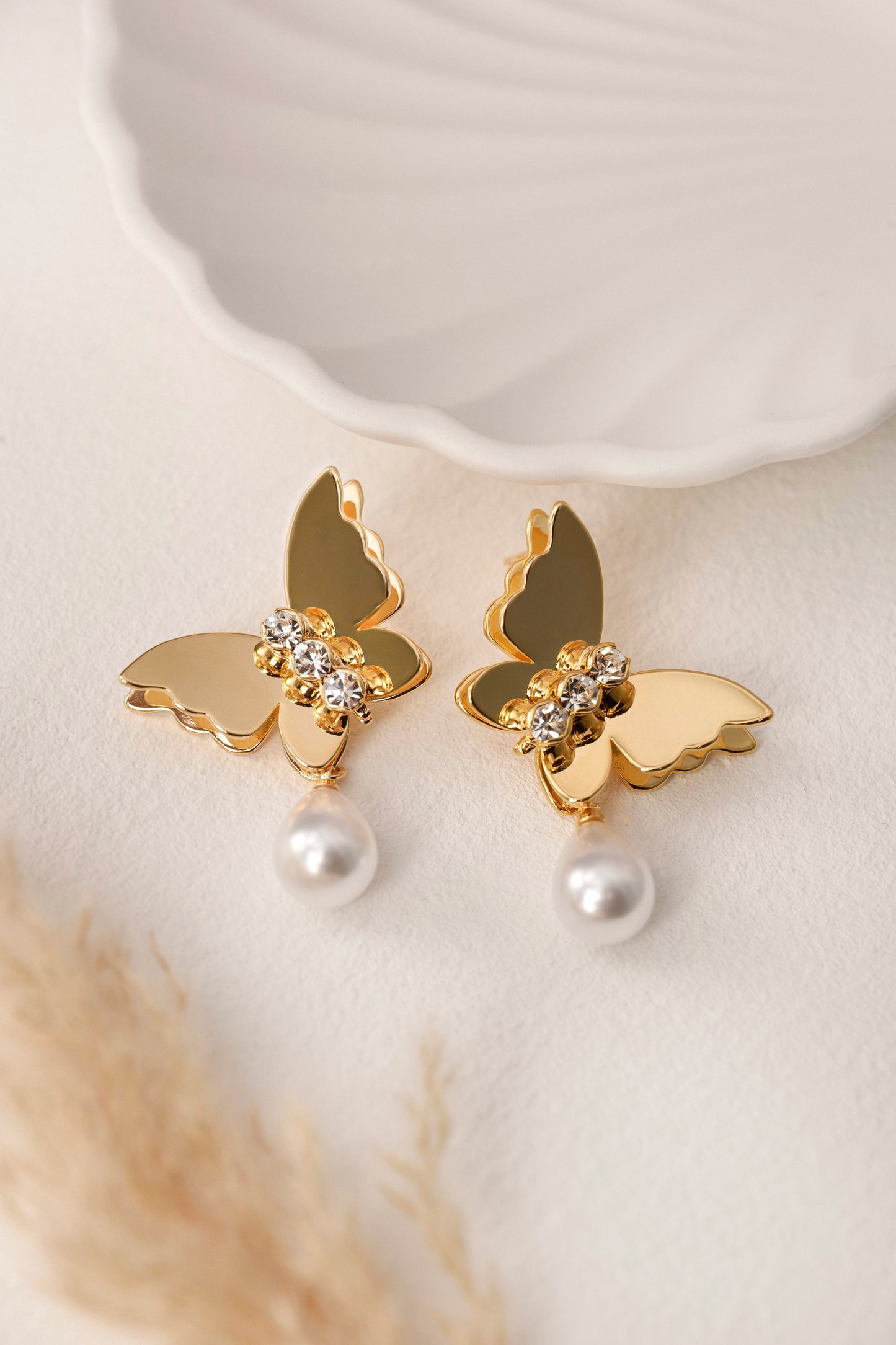 BUTTERFLY BLOOM STATEMENT EARRINGS