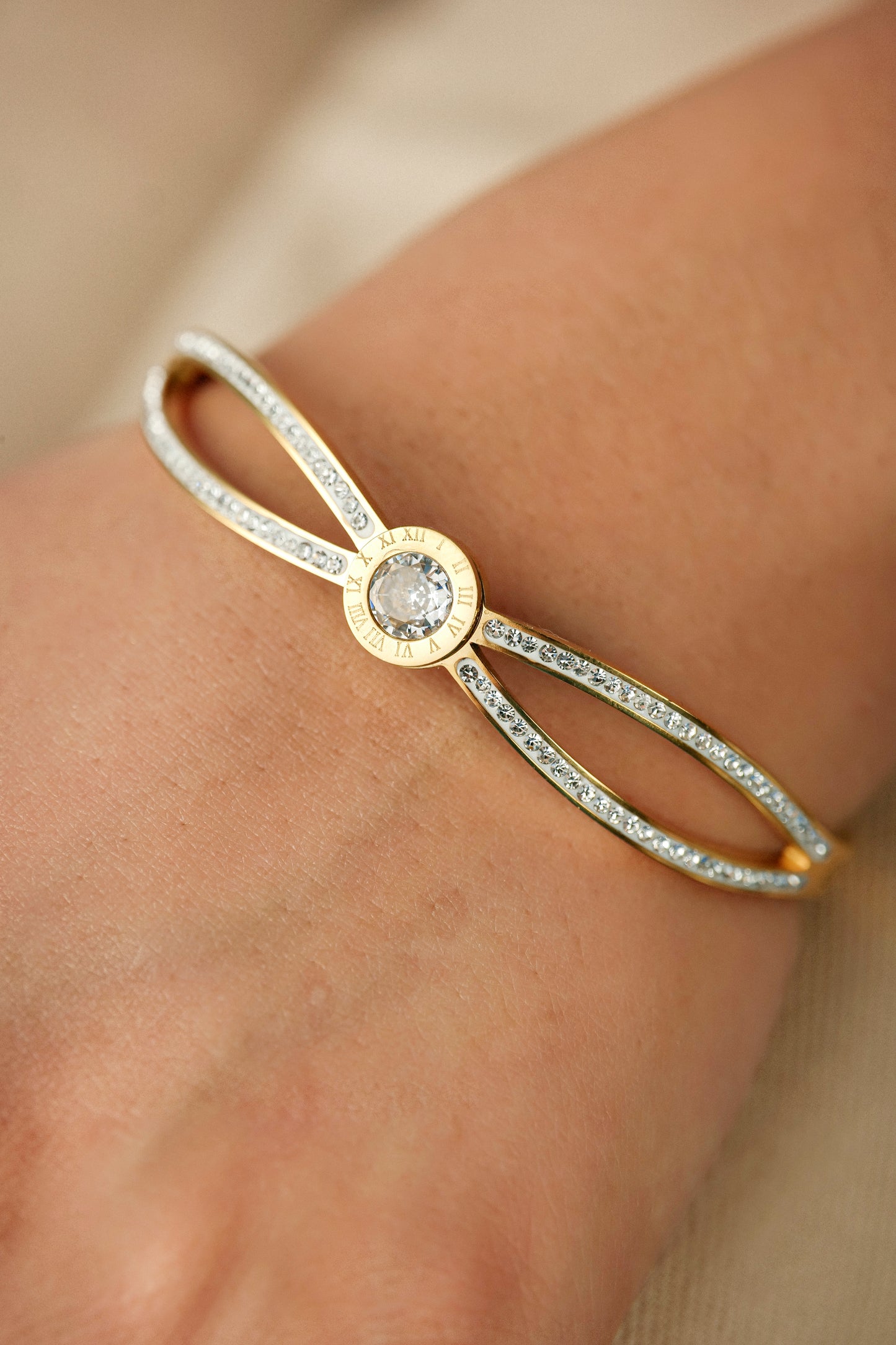 ROMAN LUXE BRACELET