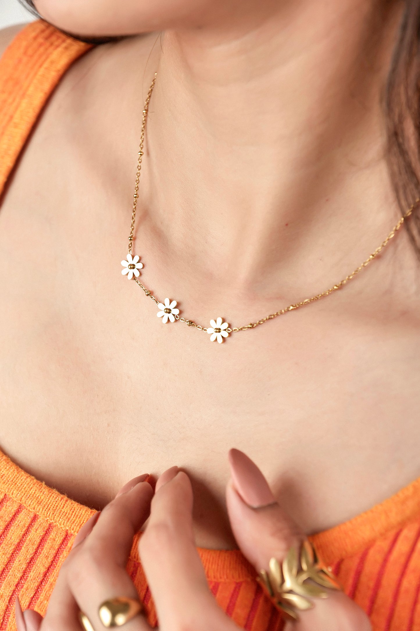DAISY SHINE CHAIN