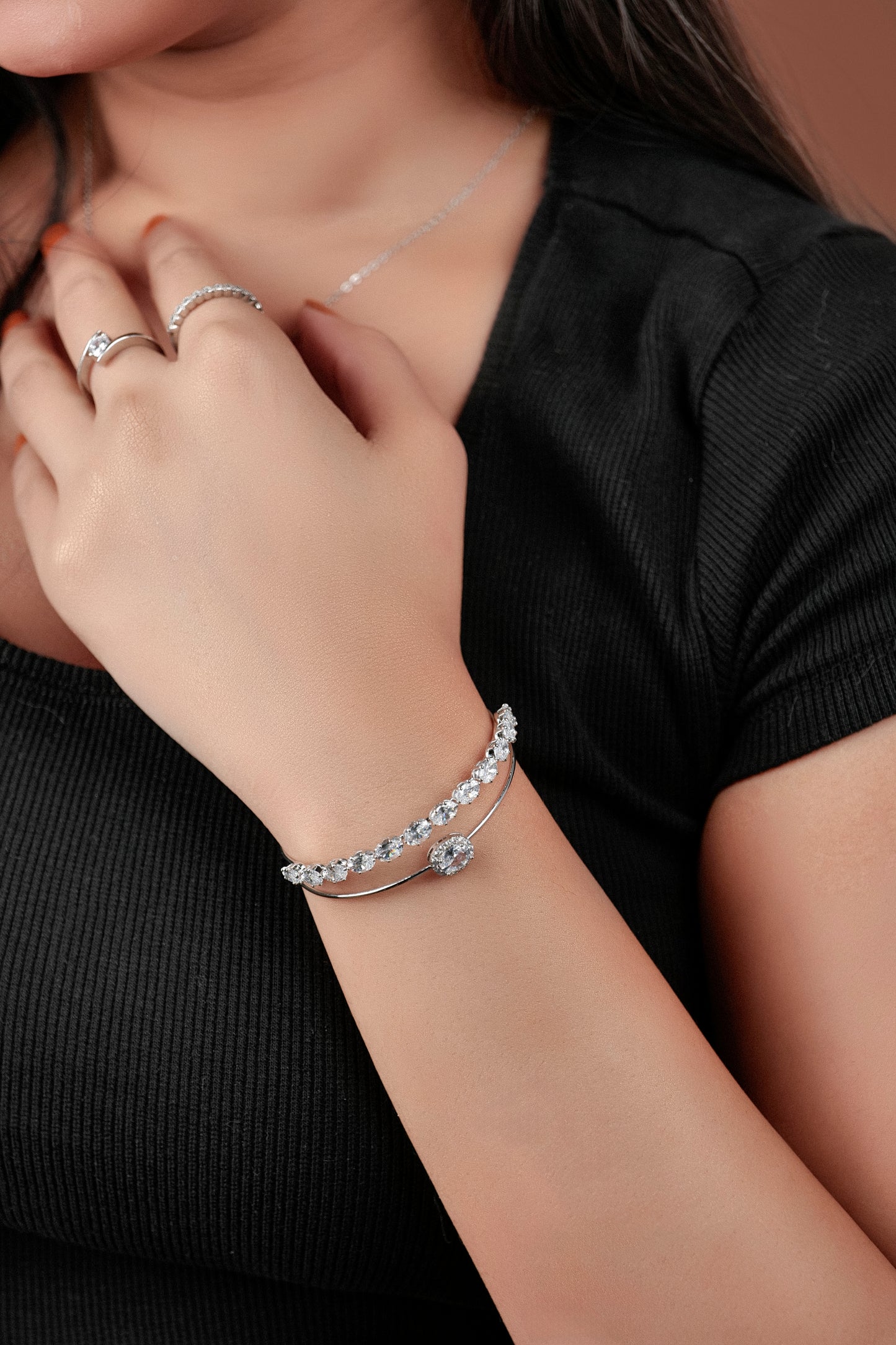 CRYSTAL GRACE BRACELET