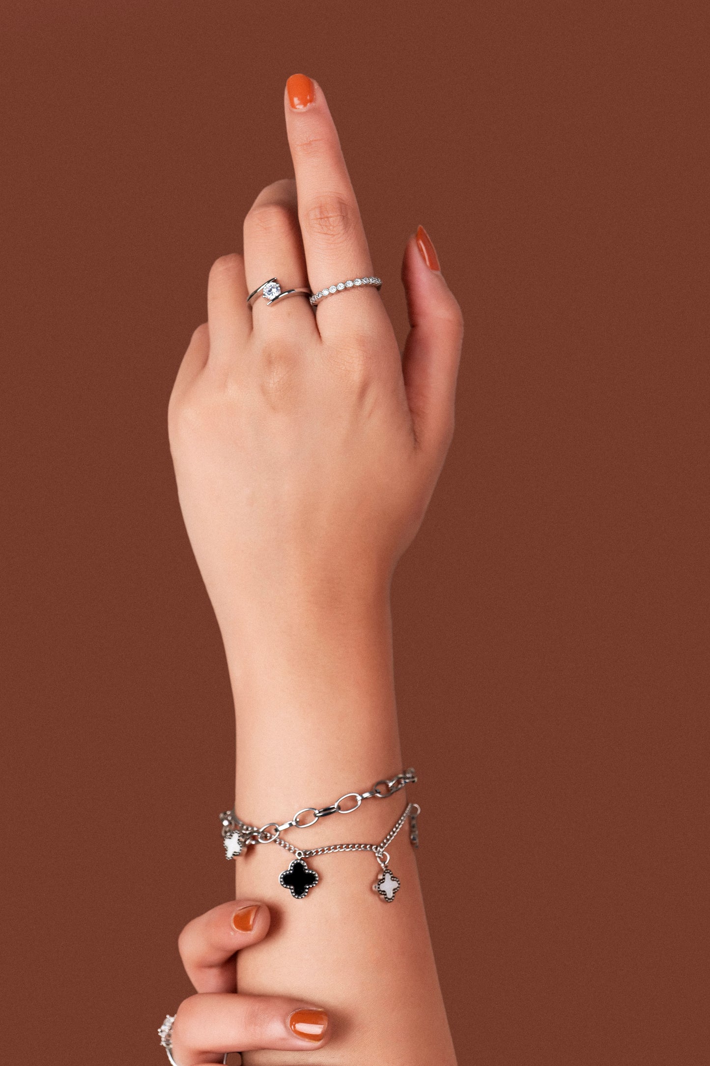 CLOVER DUO CHARM BRACELET