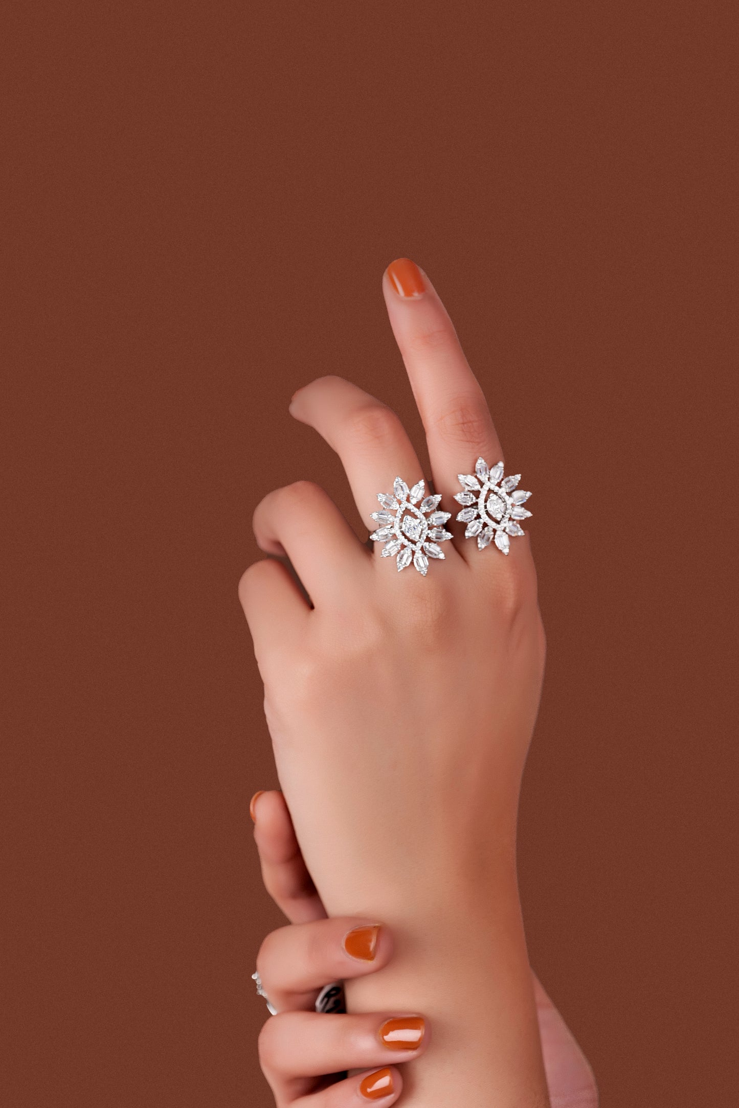 STARLET DOUBLE FINGER STATEMENT RING