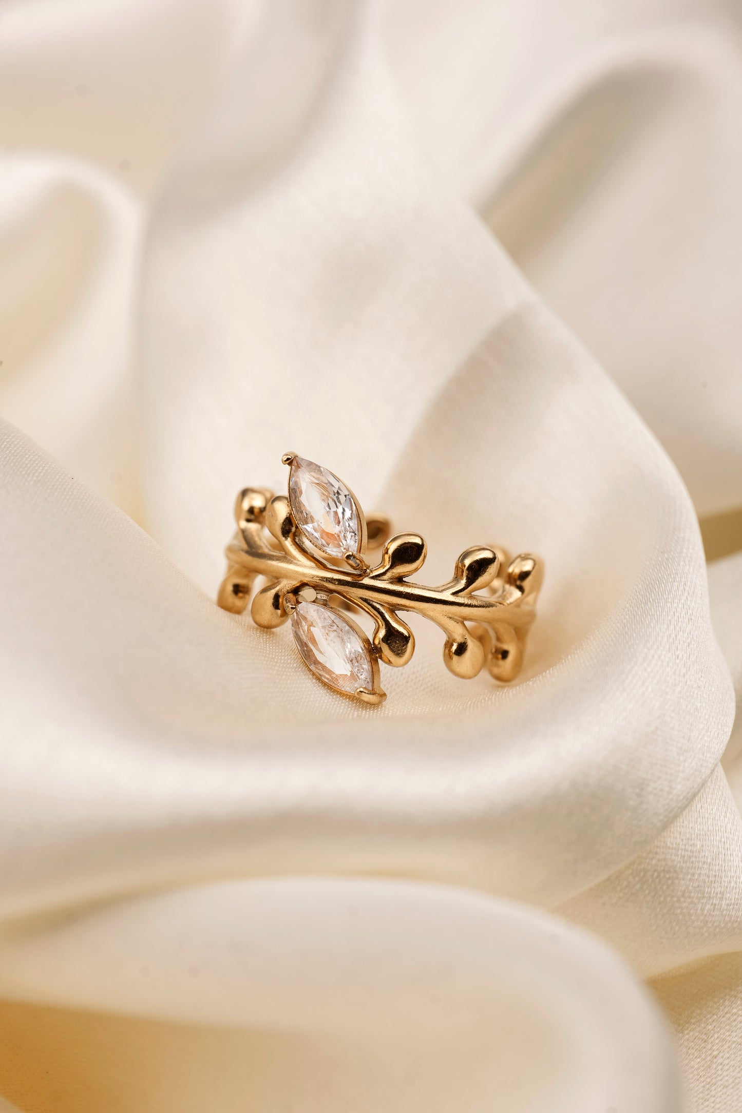 GOLDEN BLOOM RING