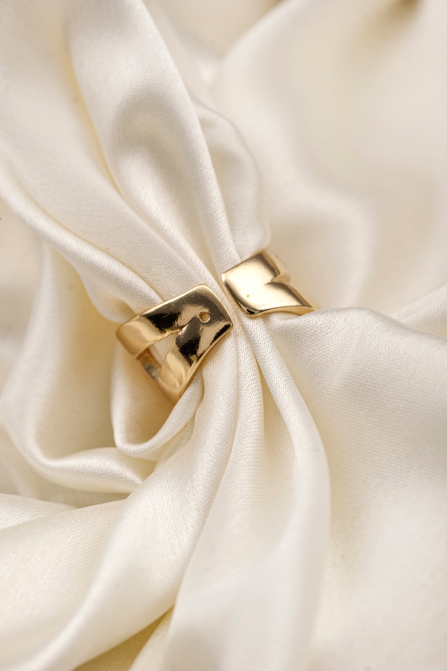 BLOCK LINK RING