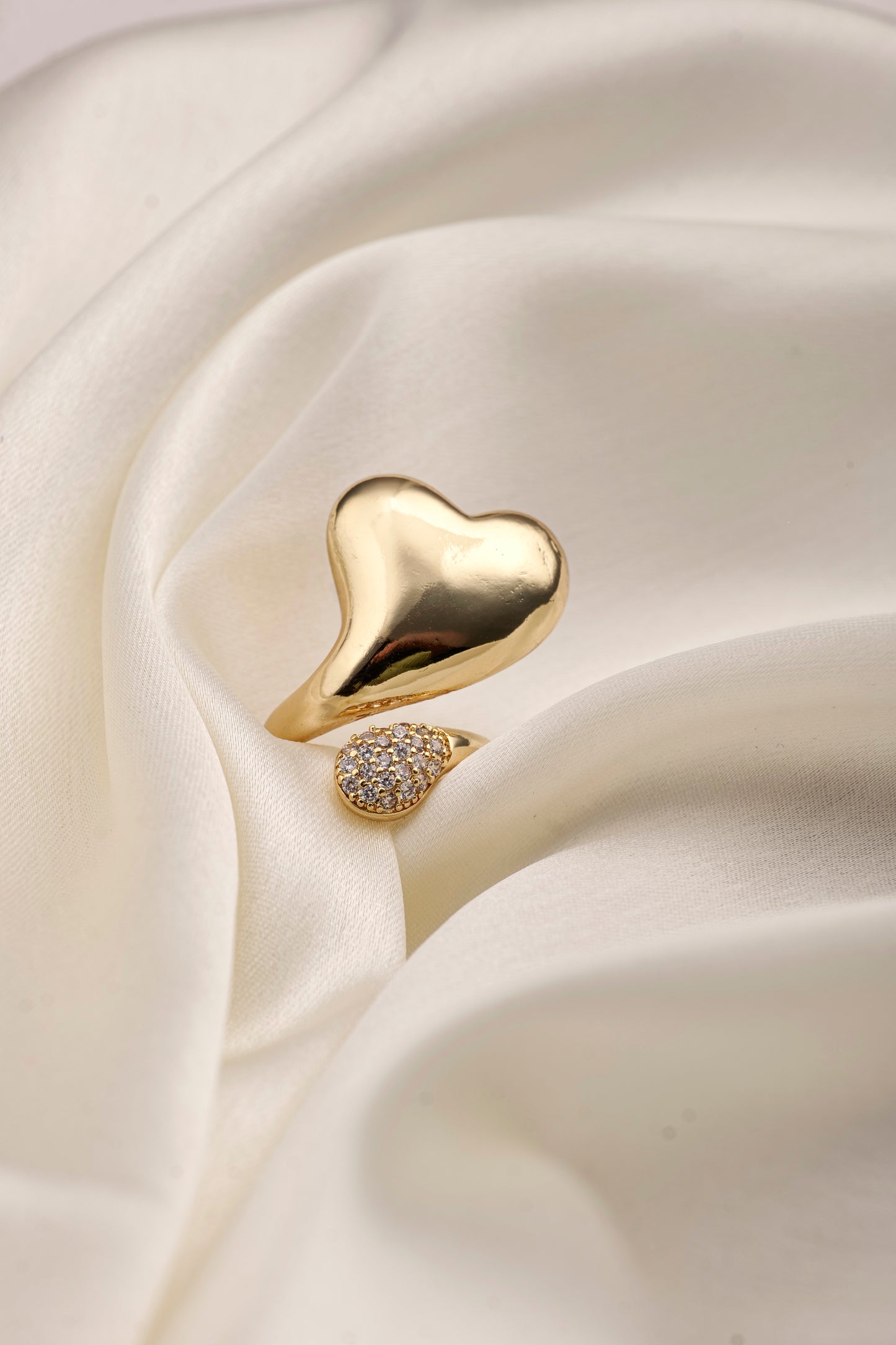 HEART GLOW RING
