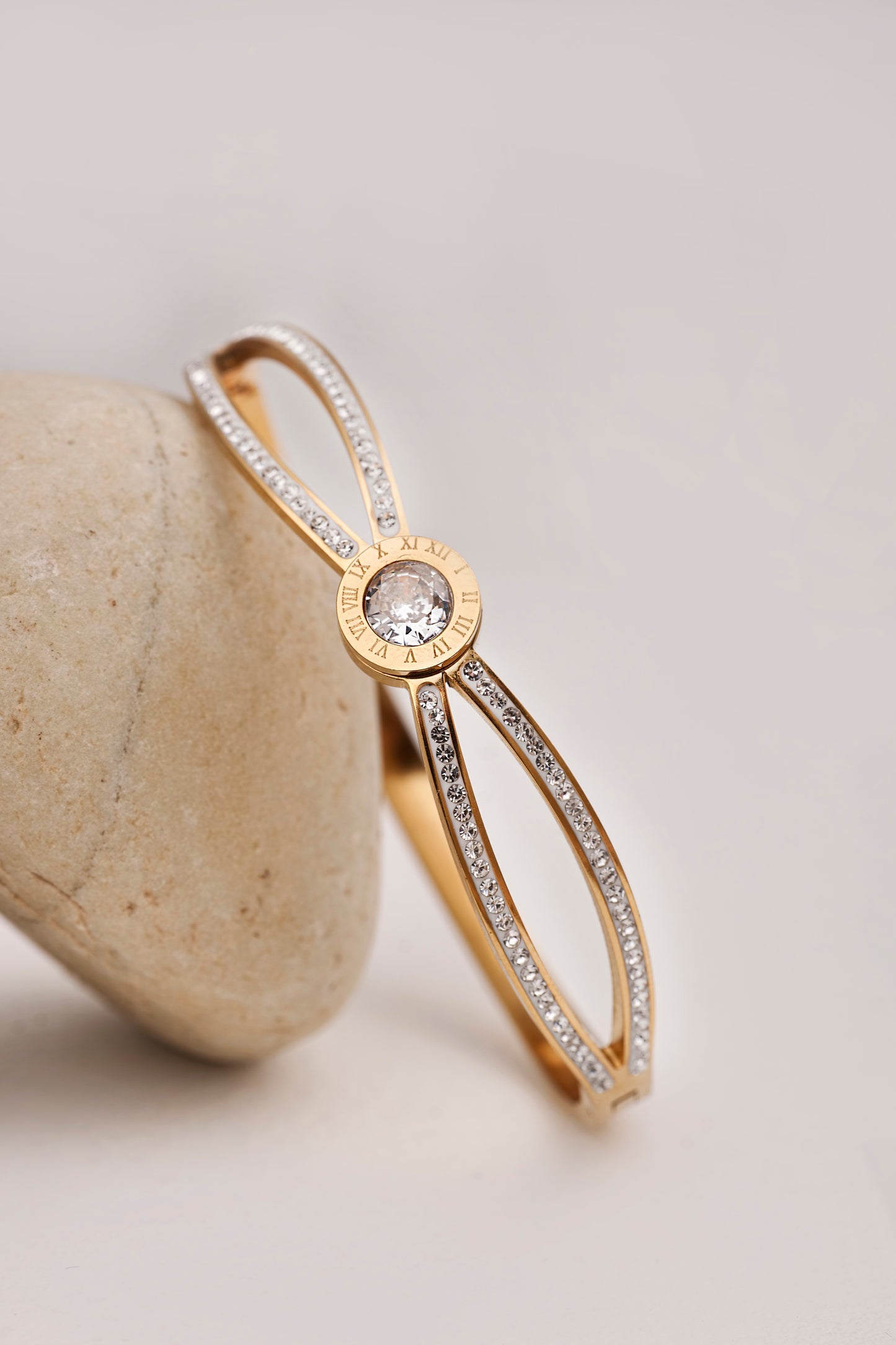 ROMAN LUXE BRACELET