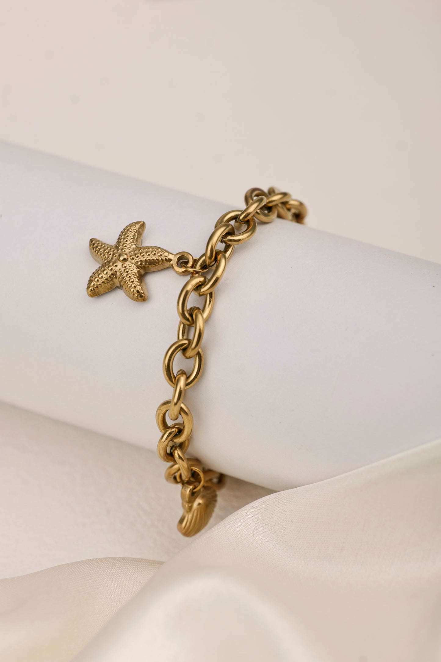 OCEAN CHARMS BRACELET