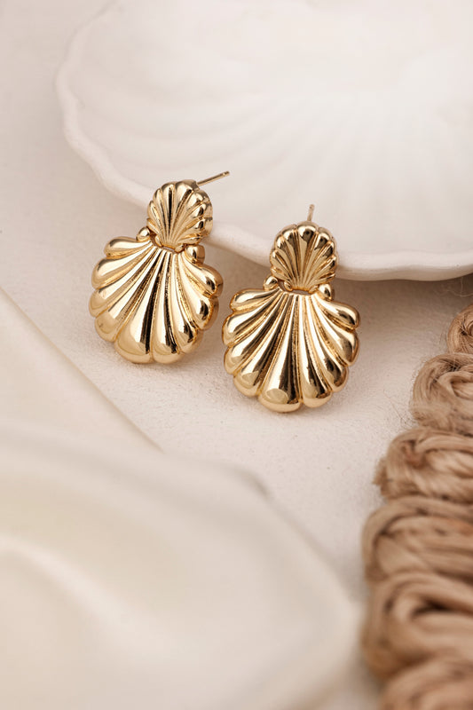 SHELL CHARM EVERYDAY EARRINGS
