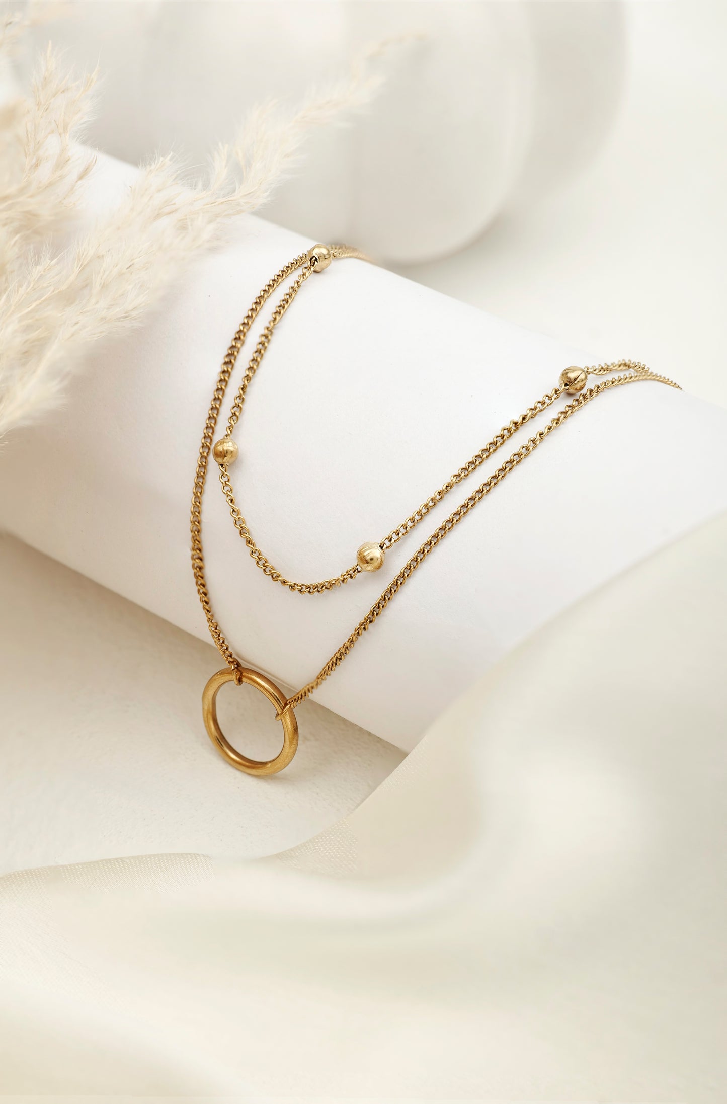 CIRCLE CHAIN DOUBLE LAYERED NECKLACE