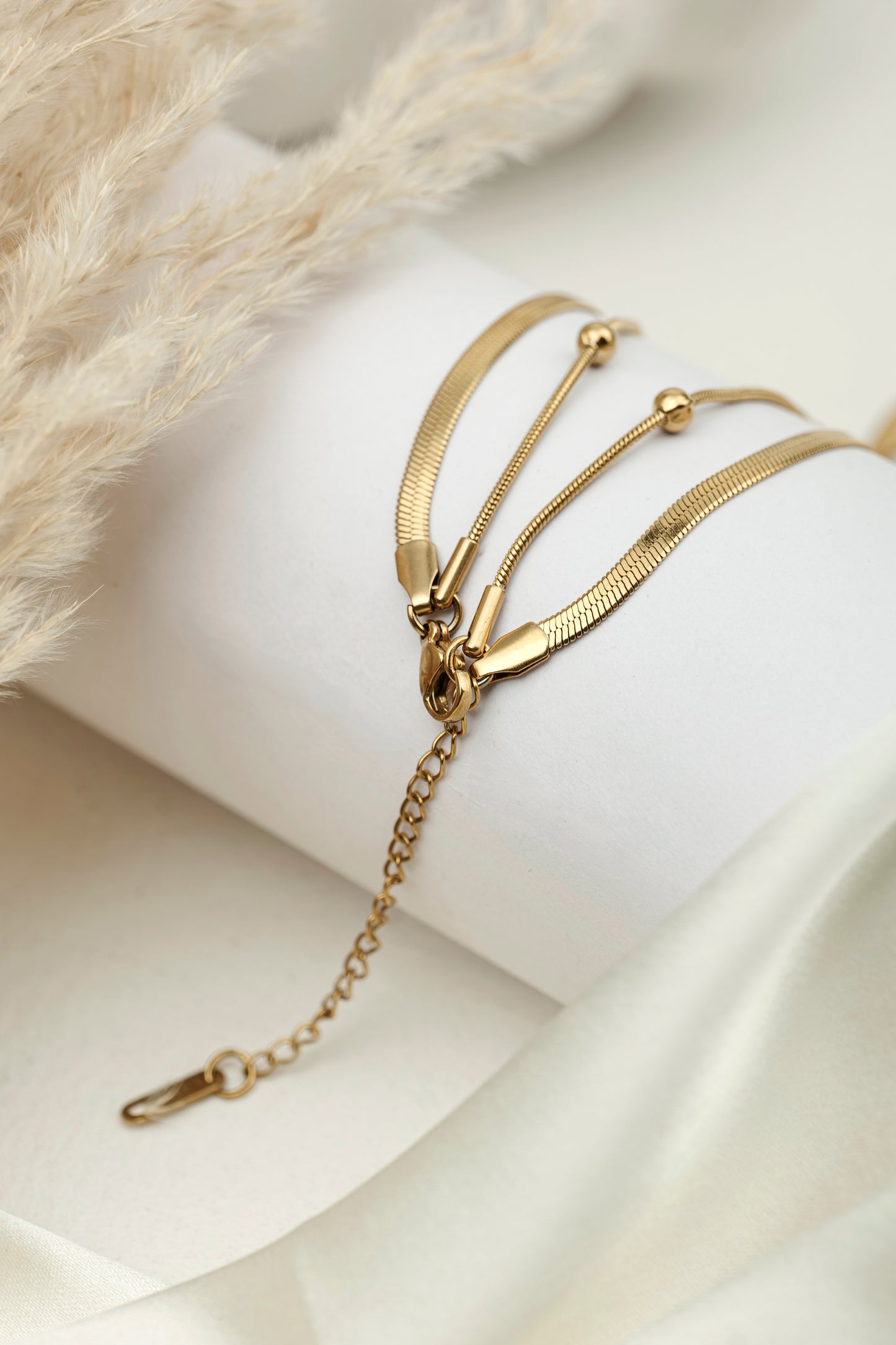 GOLD RUSH DOUBLE LAYERED CHAIN