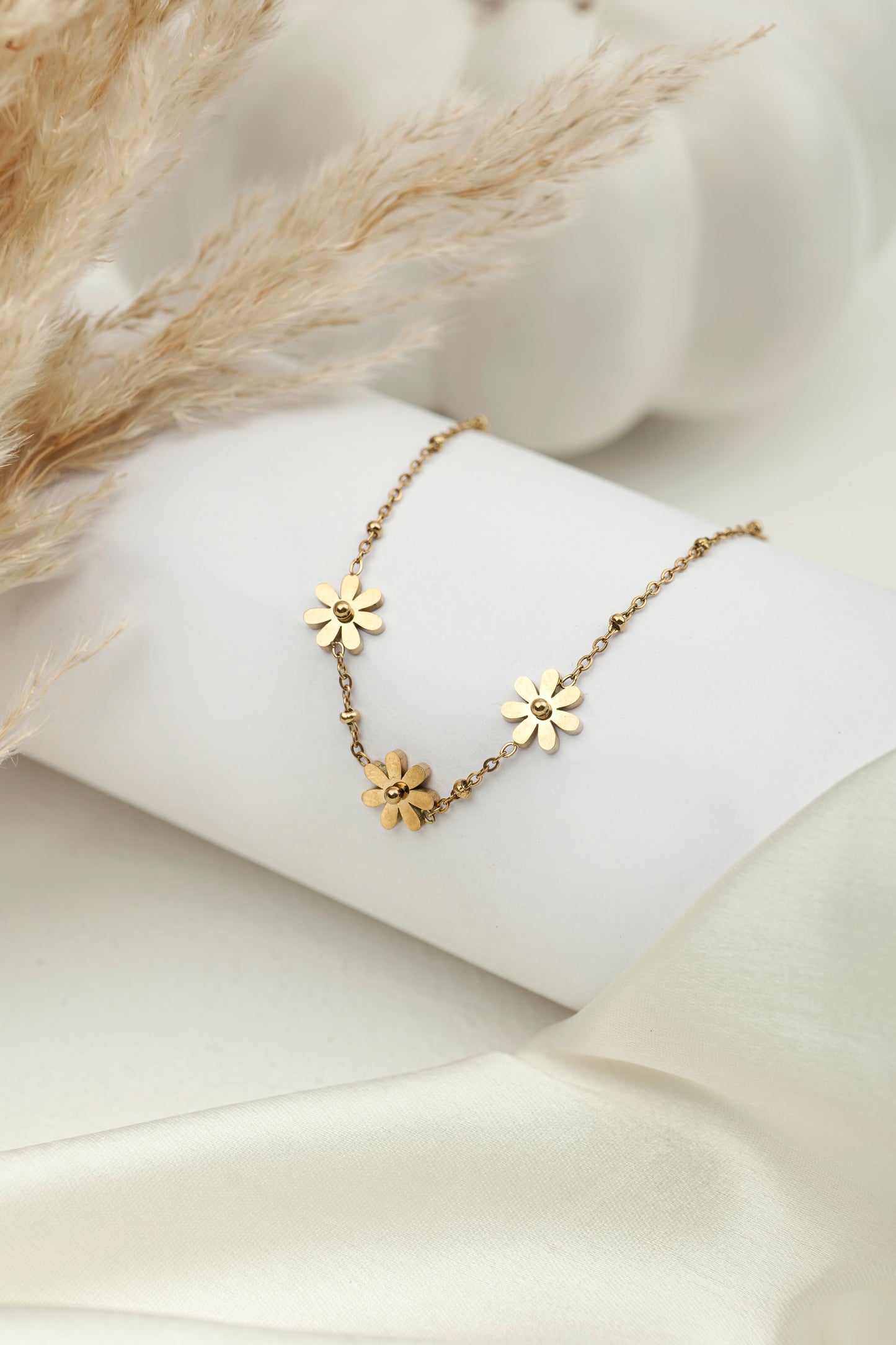 DAISY SHINE CHAIN