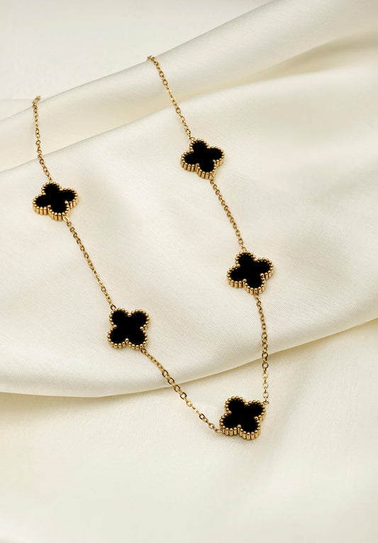 BLACK CLOVER CHAIN