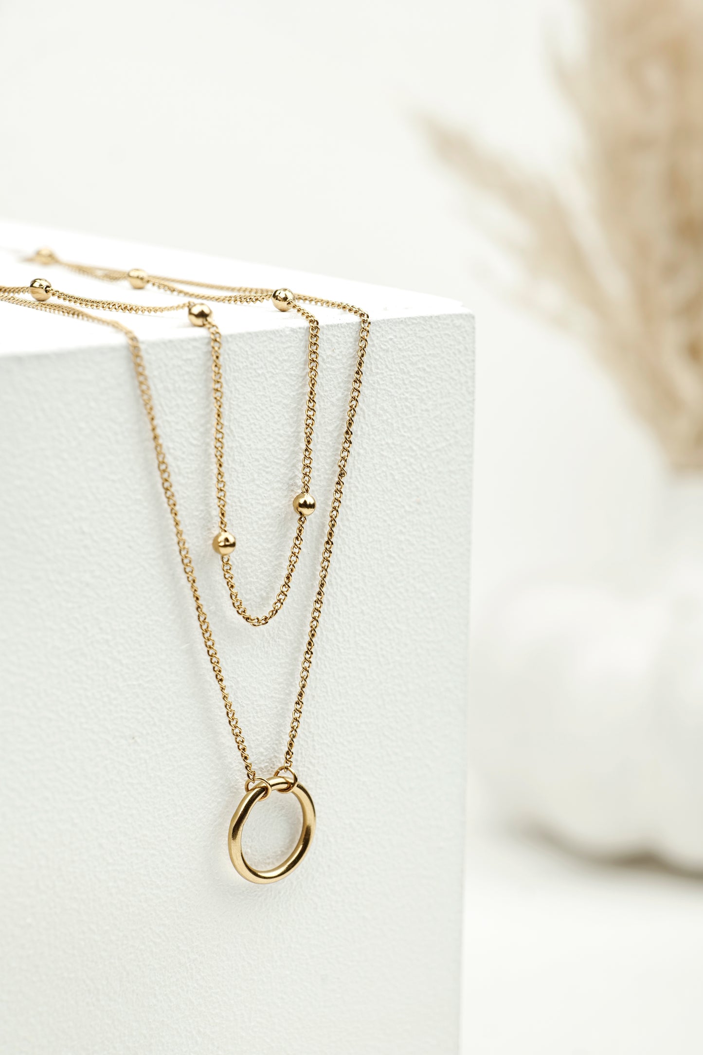 CIRCLE CHAIN DOUBLE LAYERED NECKLACE