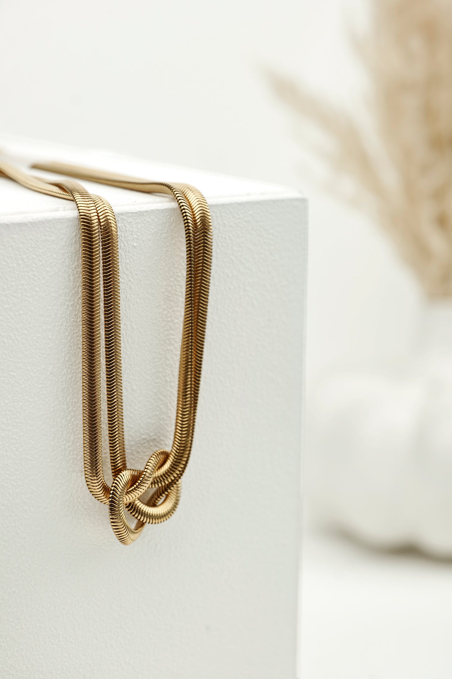 KNOTTED CHAIN LAYERED NECKLACE