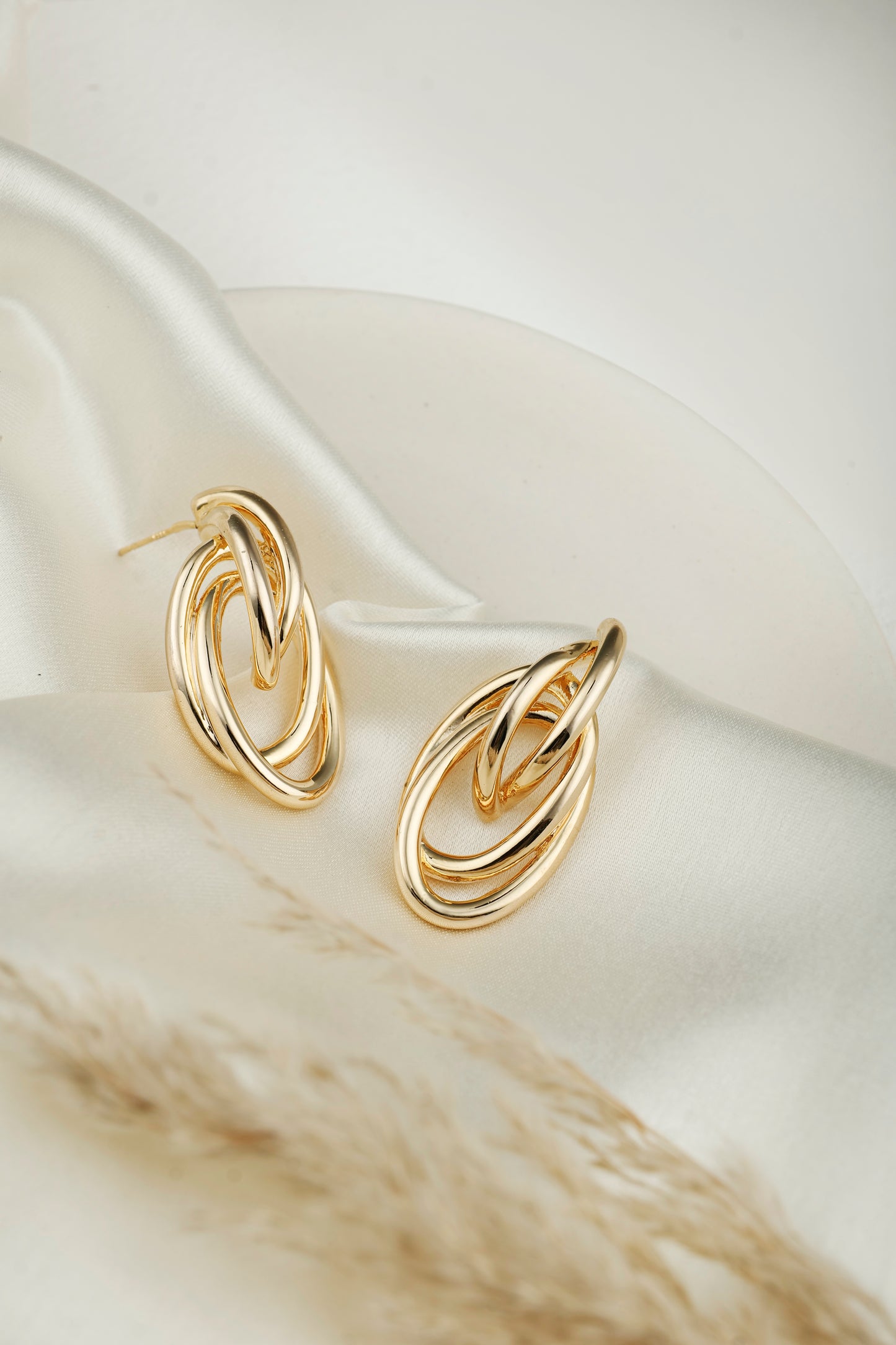 GOLDEN LINK DROPS EVERYDAY EARRINGS