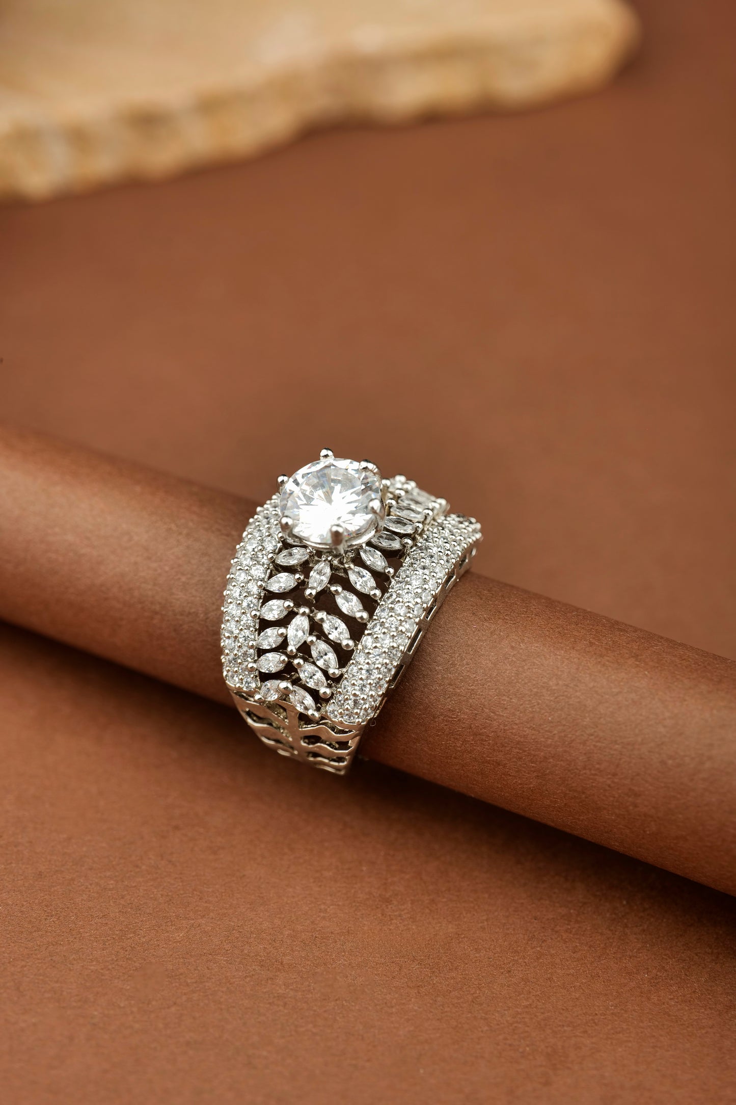 IMPERIAL GRACE ADJUSTABLE RING