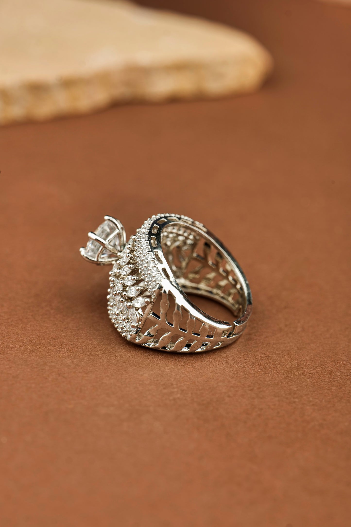 IMPERIAL GRACE ADJUSTABLE RING