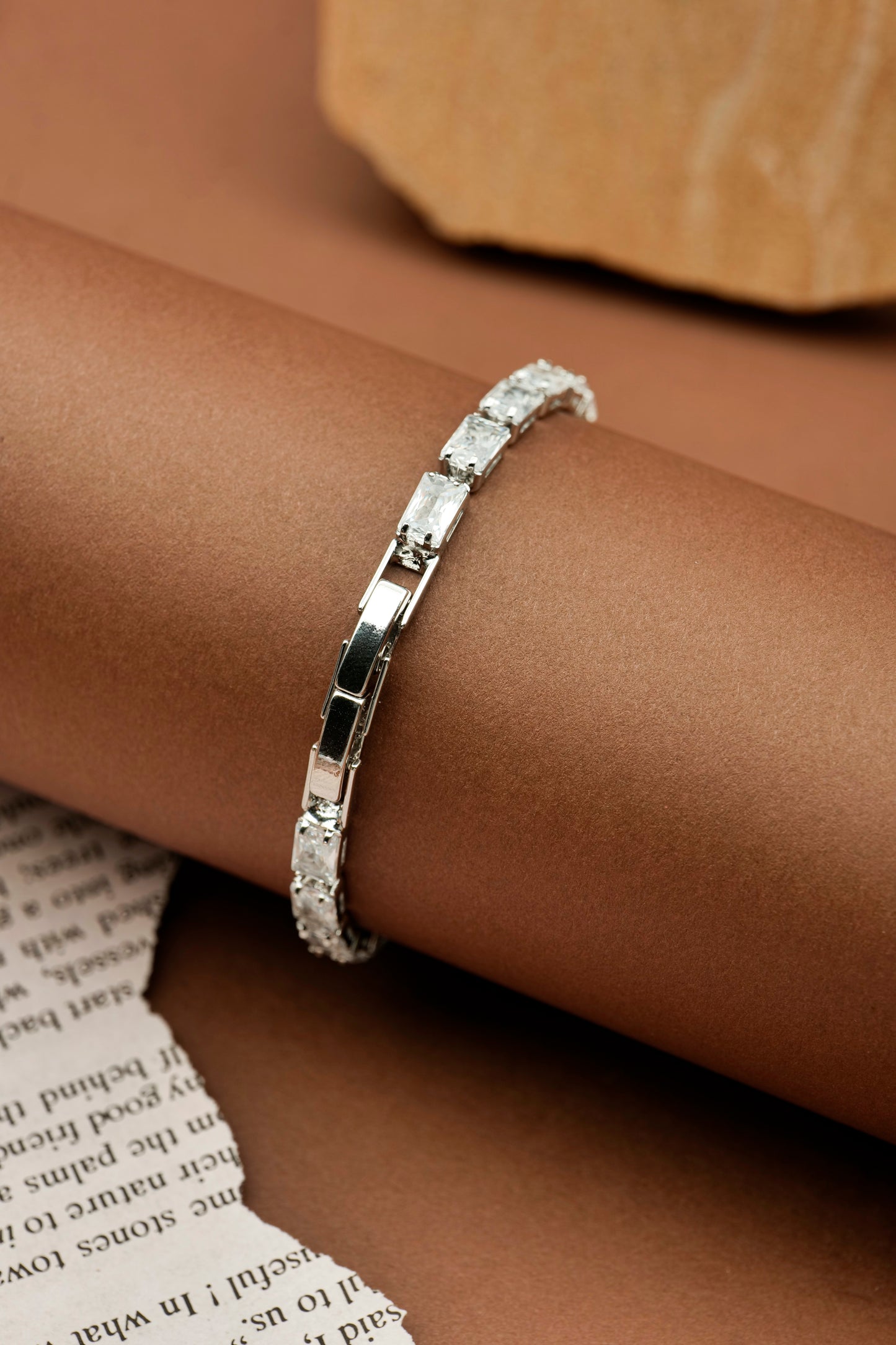 EMERALD TENNIS BRACELET