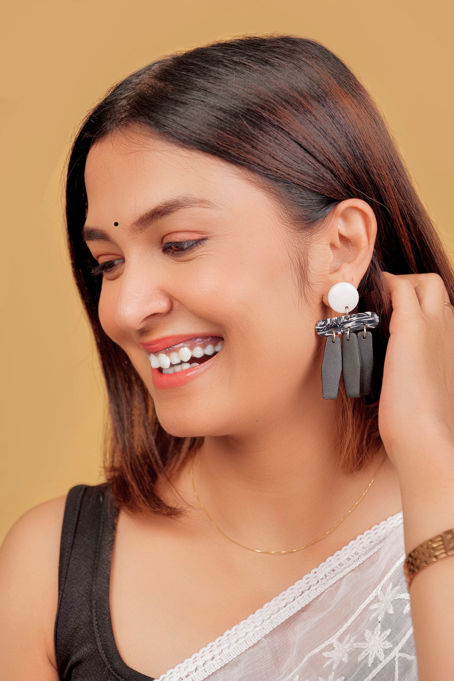 MIRRA Danglers