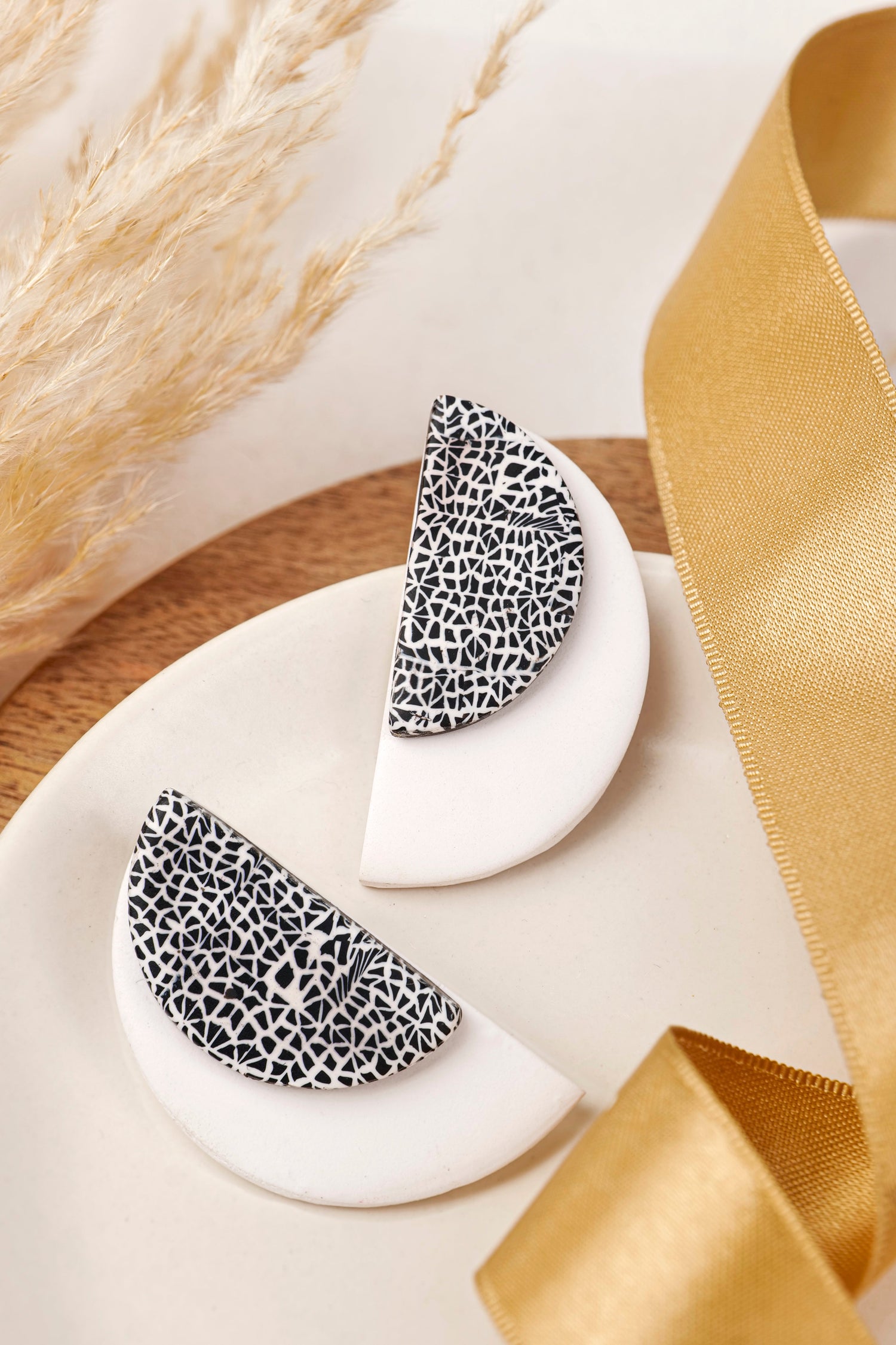 STATEMENT PIECES