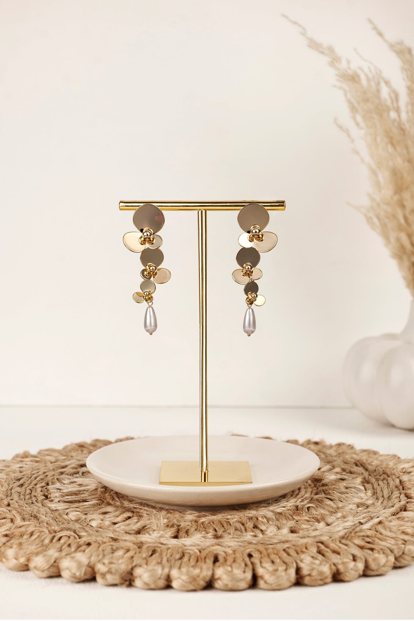 GOLDEN CASCADE