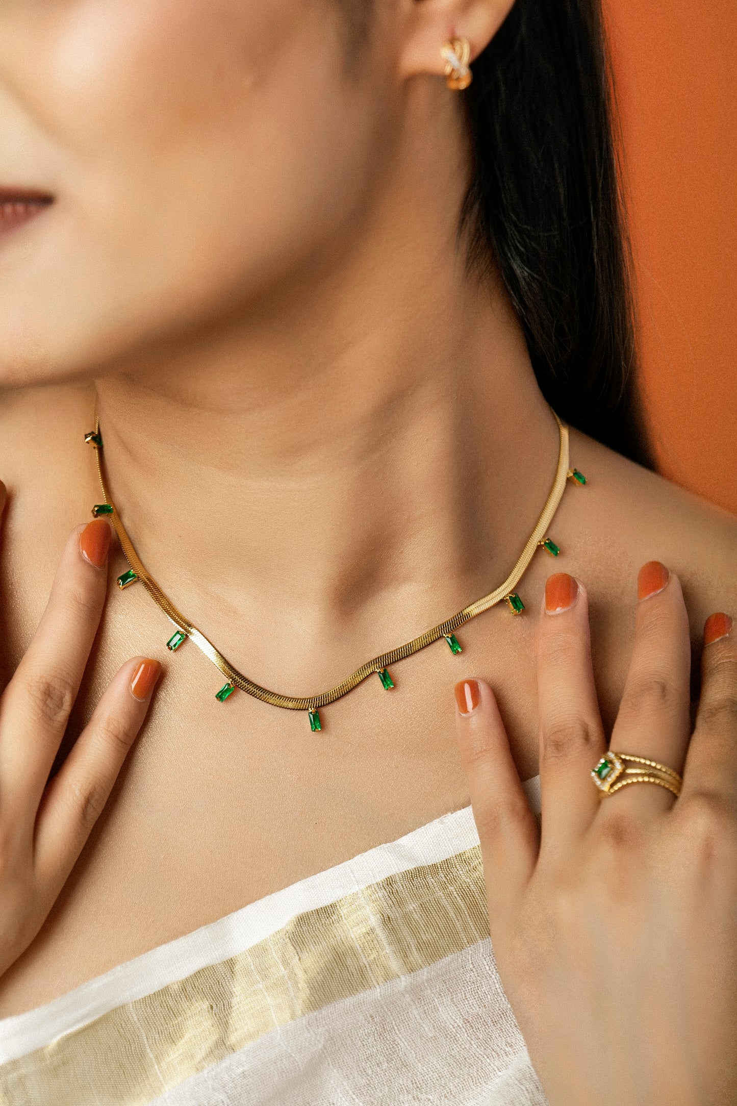 EMERALD GLEAM CHAIN