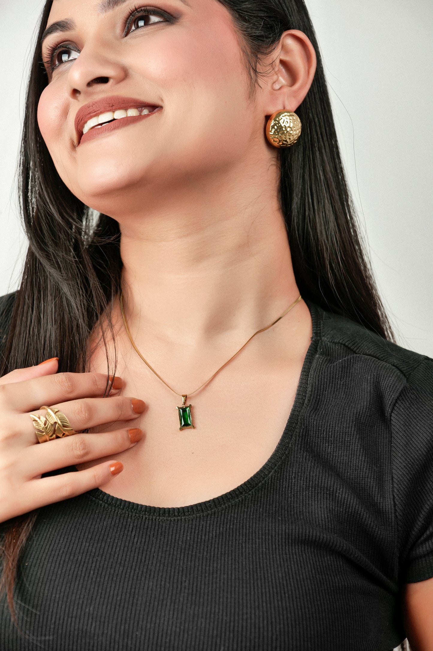 EMERALD FRAME PENDANT CHAIN