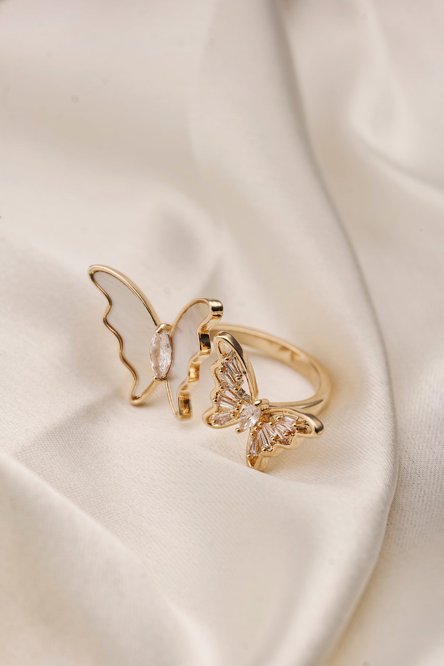 BUTTERFLY WHISPER RING