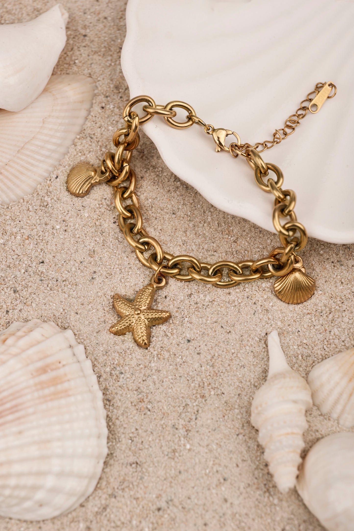 OCEAN CHARMS BRACELET
