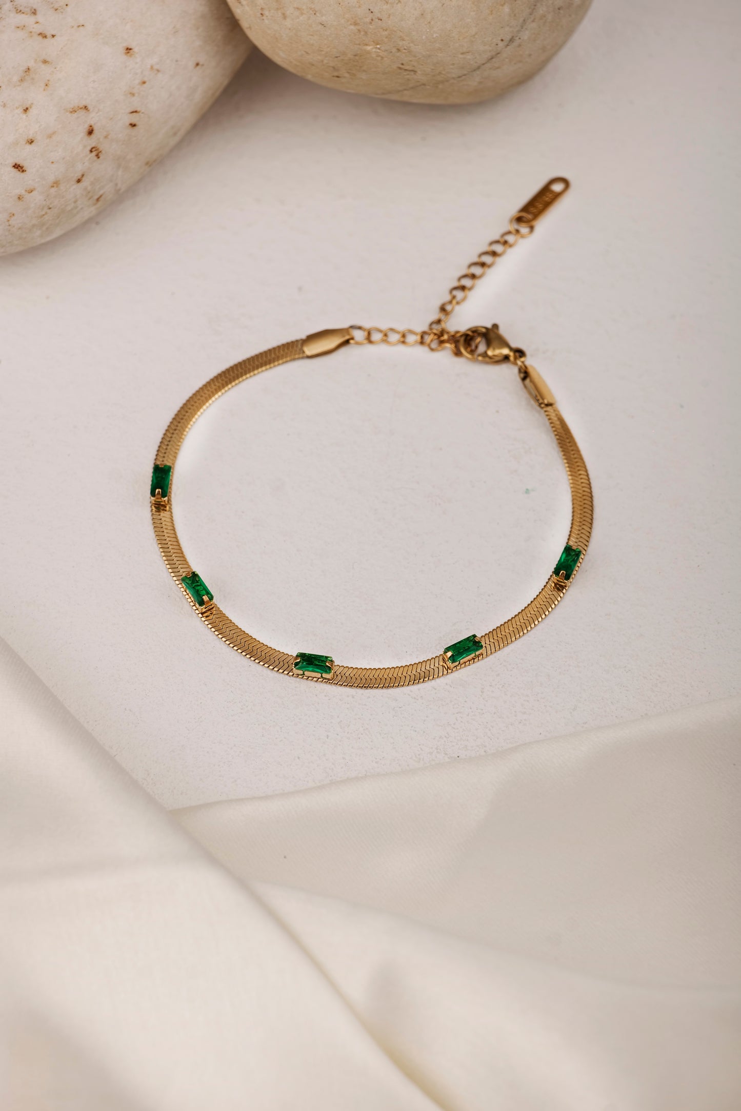EMERALD GRACE BRACELET