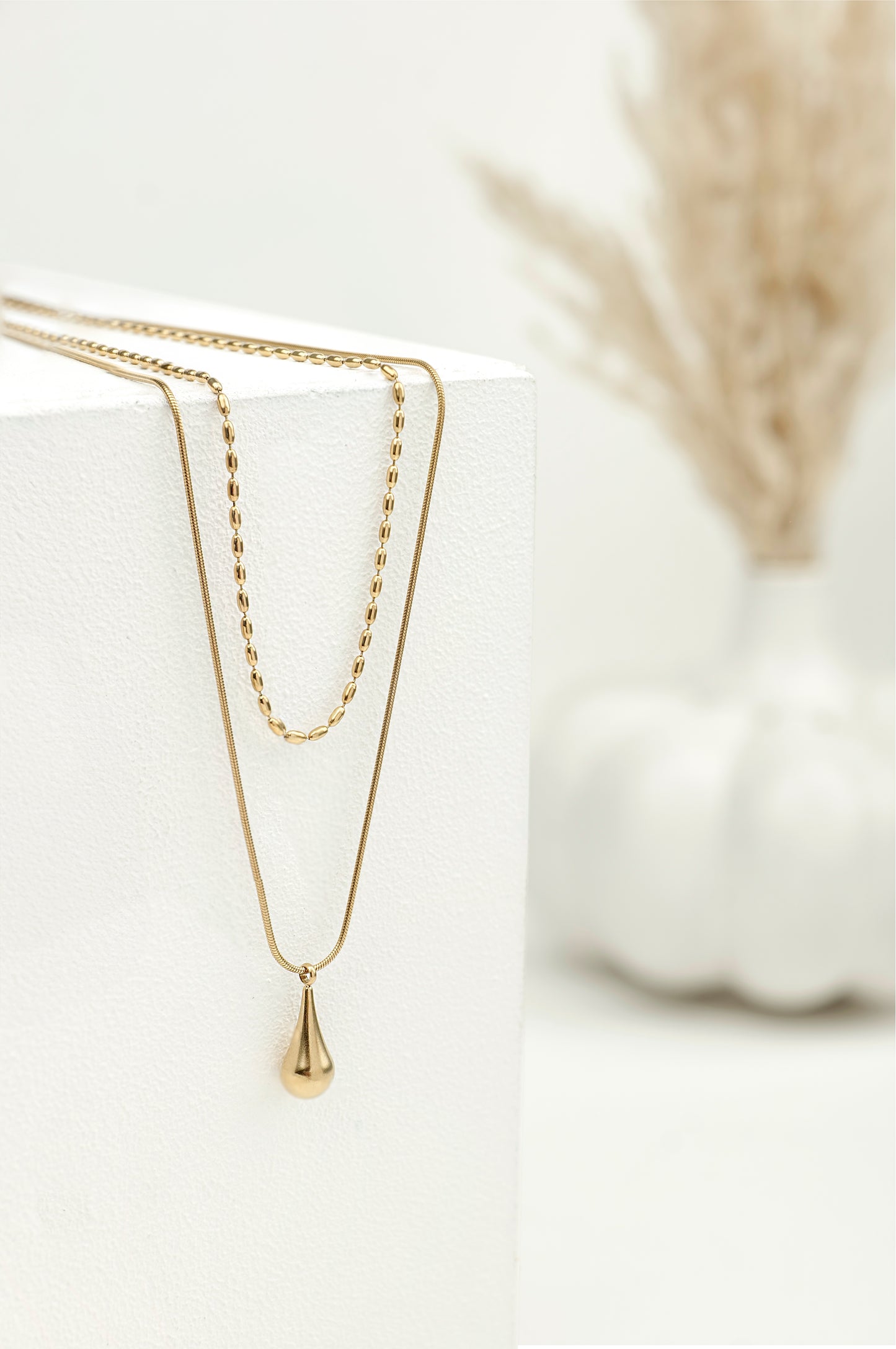 GOLDEN DROP DOUBLE LAYERED CHAIN