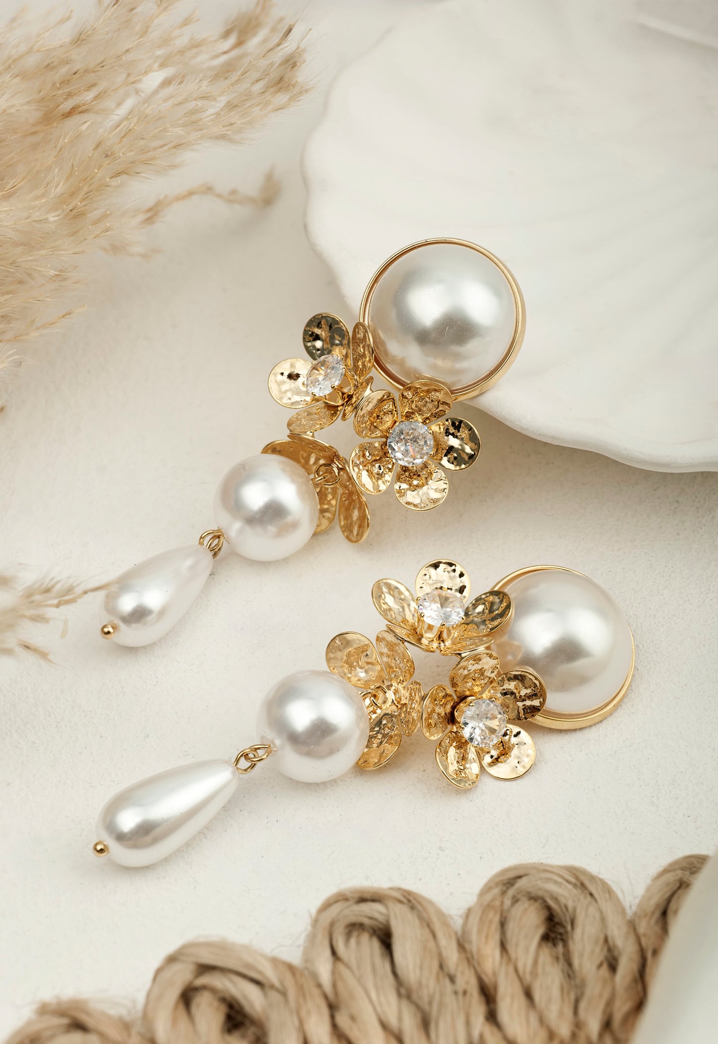 PEARL BLOOM DROP STATEMENT EARRINGS