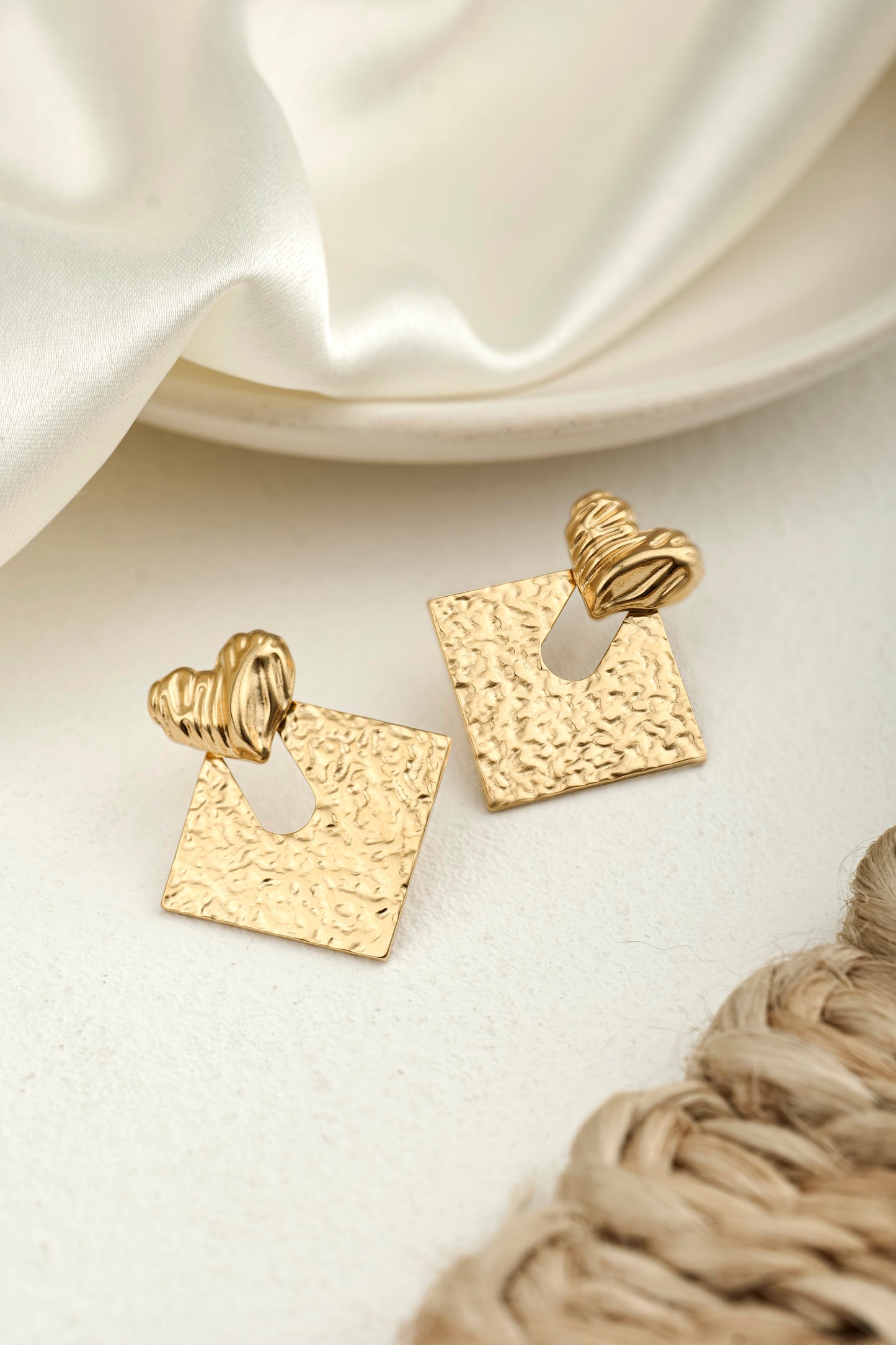 GOLDEN TEXTURED HEART STUDS