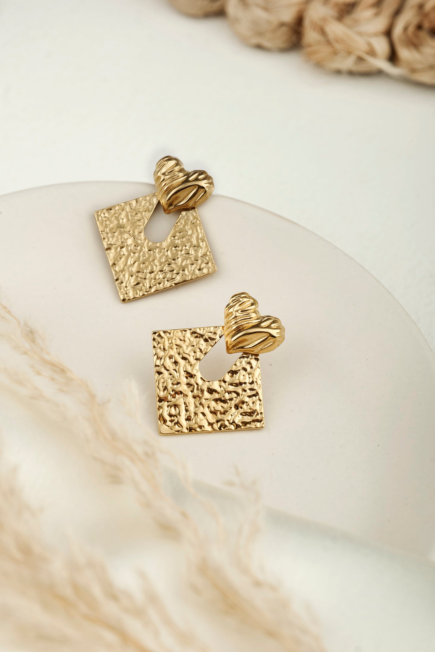 GOLDEN TEXTURED HEART STUDS