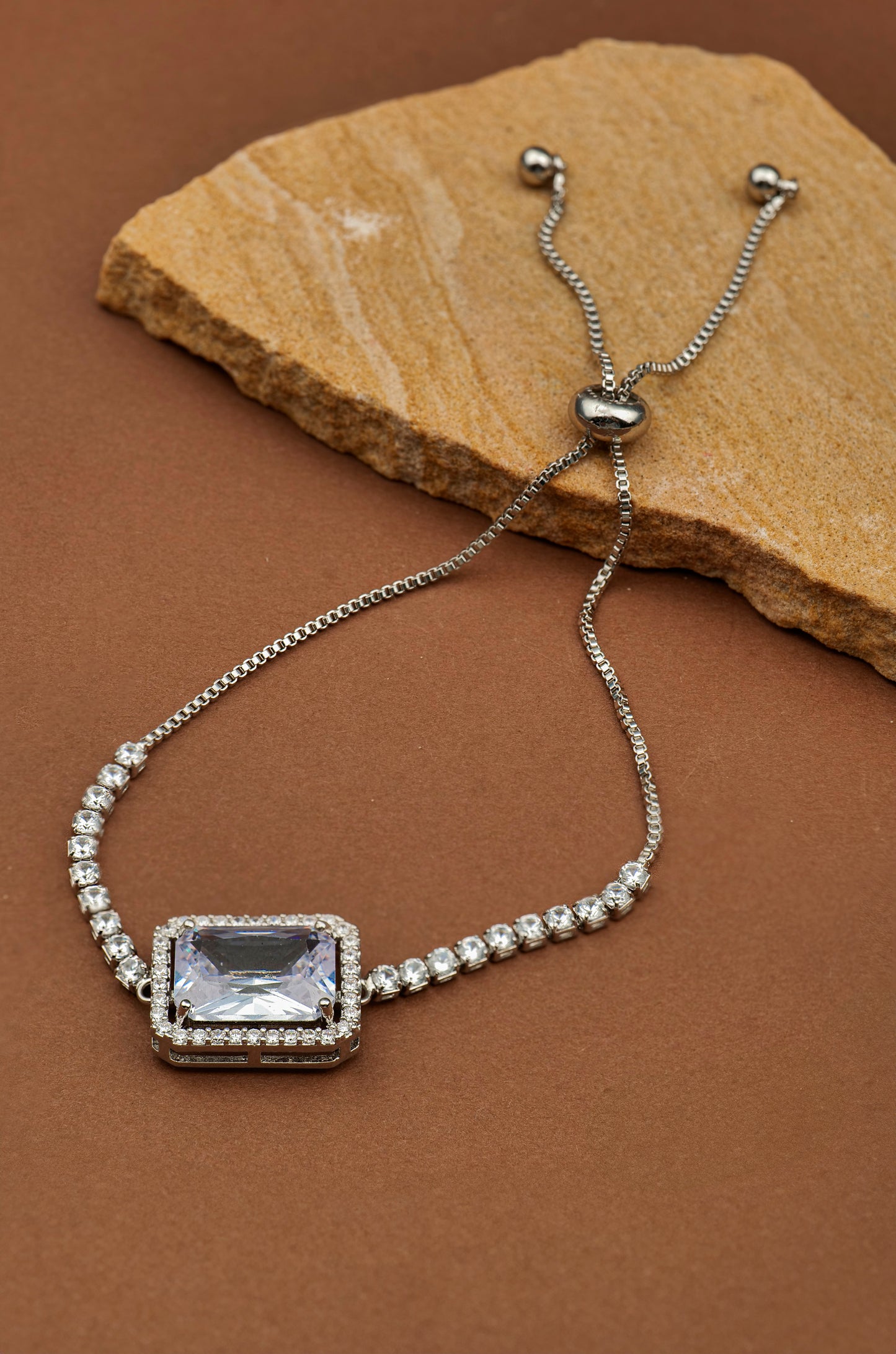 RADIANT EMERALD-CUT CRYSTAL BRACELET