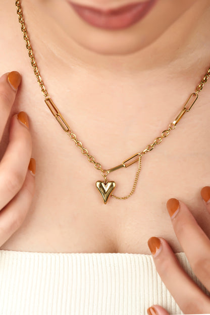 CHUNKY HEART CHAIN