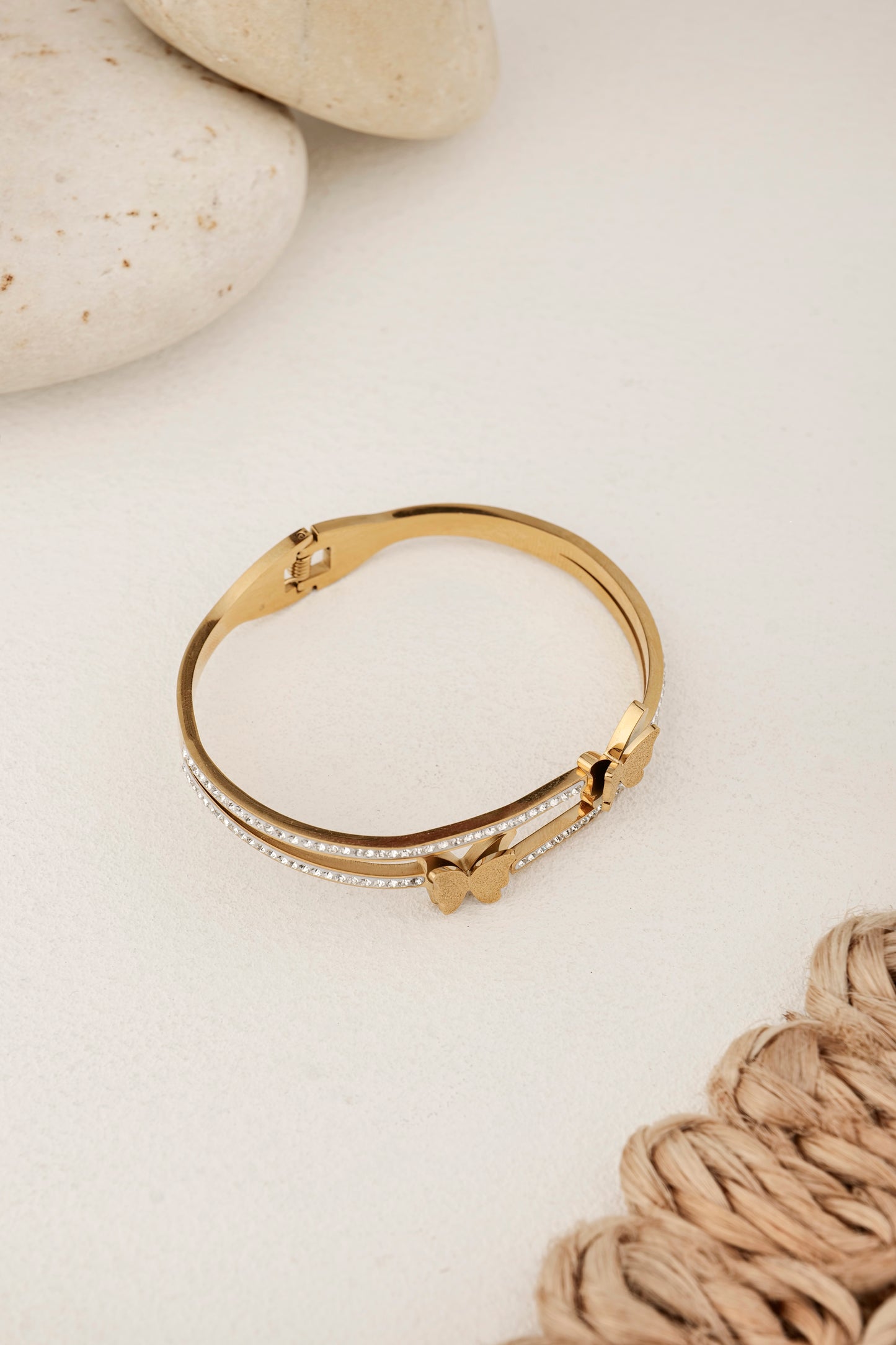 BUTTERFLY ELEGANCE BRACELET