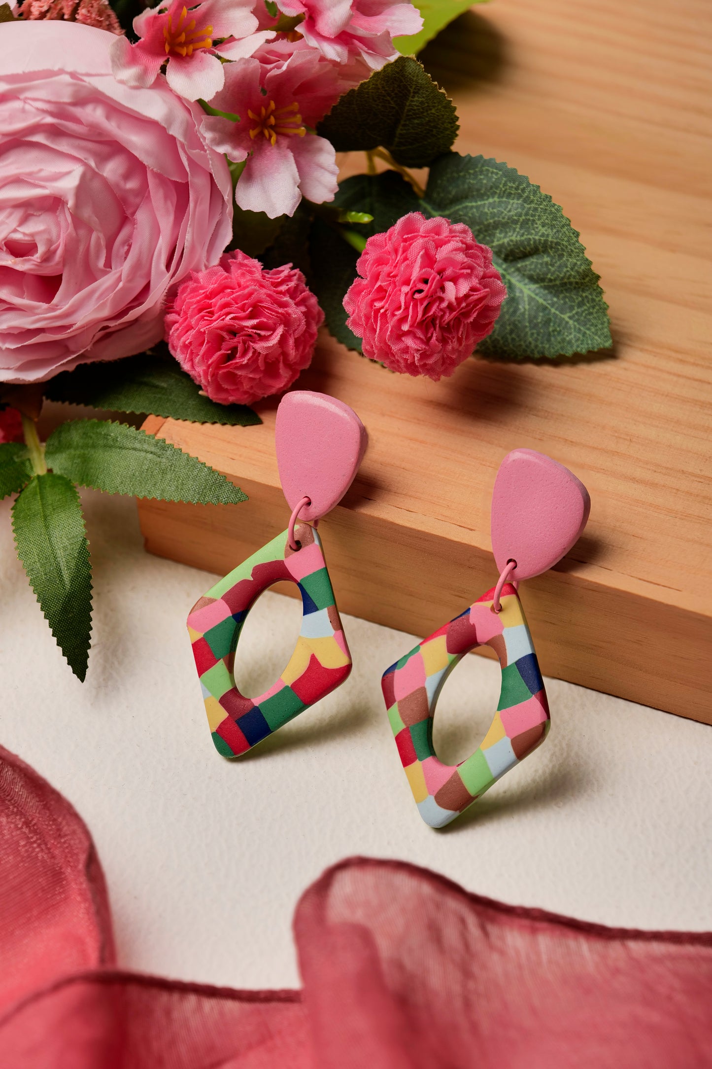 SUMMER FLAIR 🌈