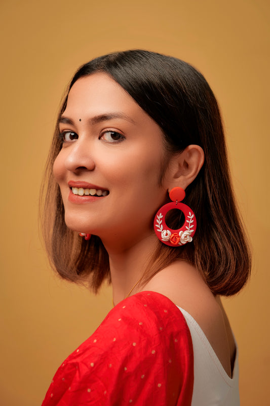 BLOOMING HOOPS