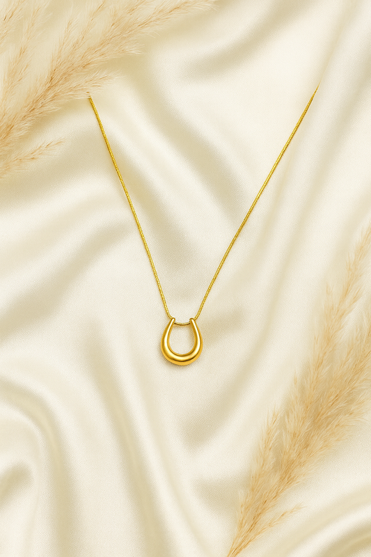 MINIMAL CHARM CHAIN
